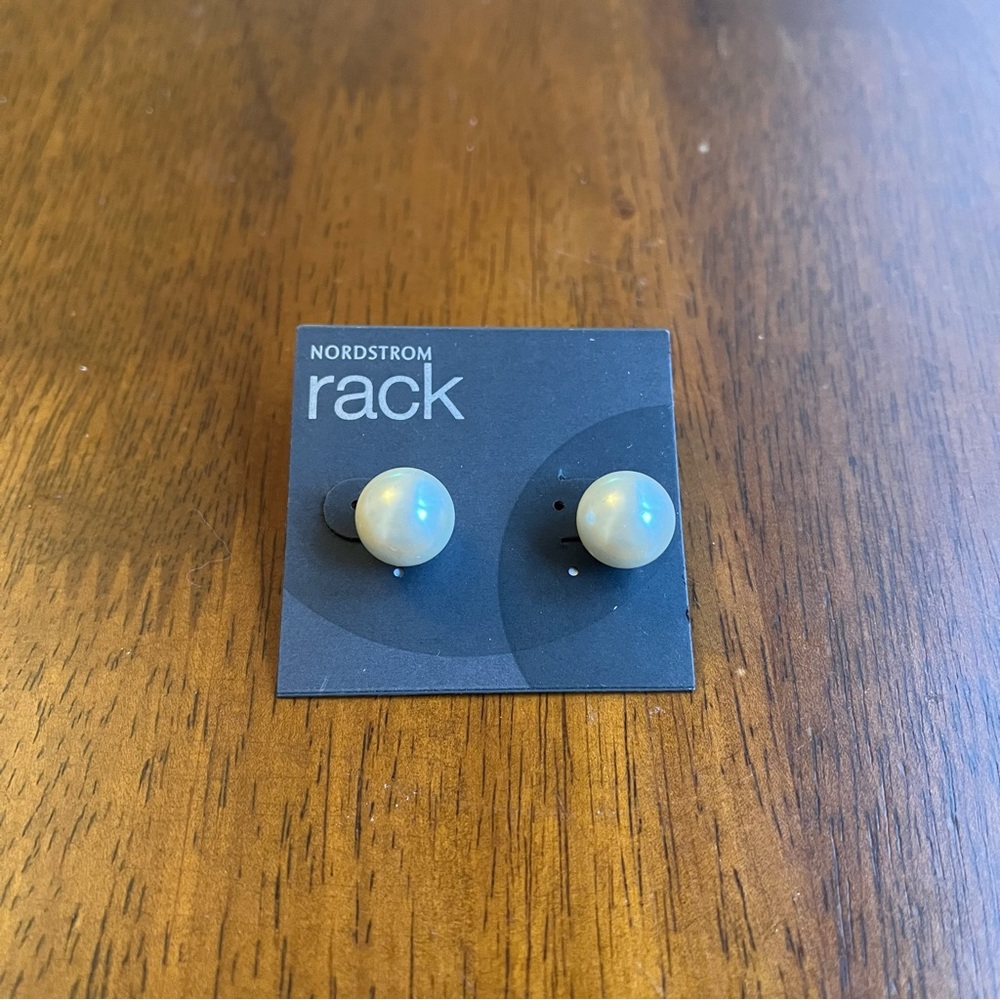 Nordstrom White Pearl Stud Earrings